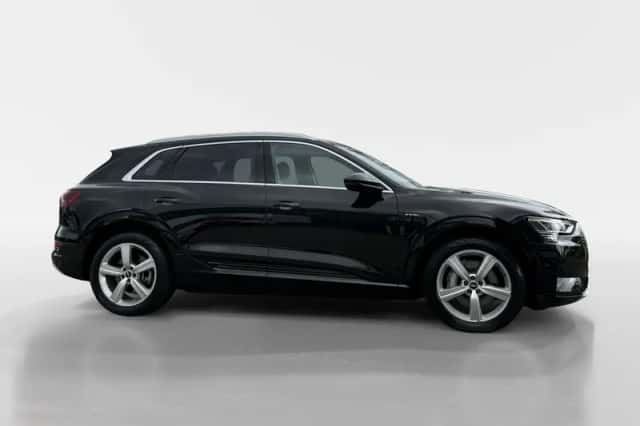 Audi e-tron (2020) thumbnail 4