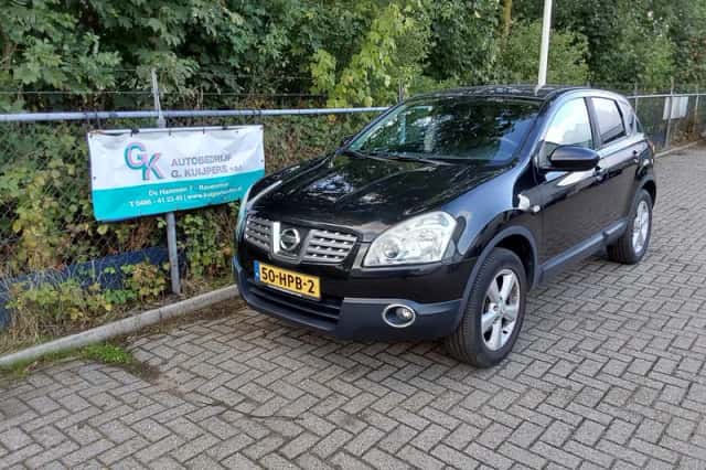 Nissan Qashqai (2009) thumbnail 1
