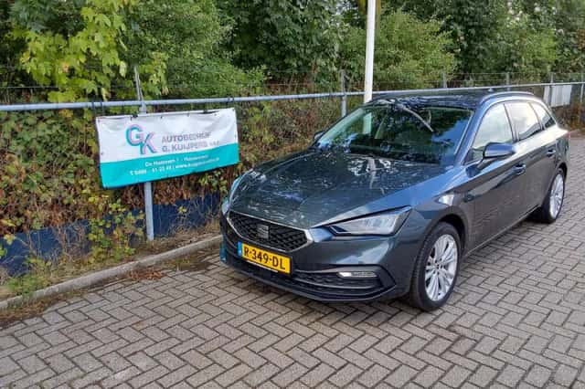 SEAT Leon Sportstourer (2022) thumbnail 1