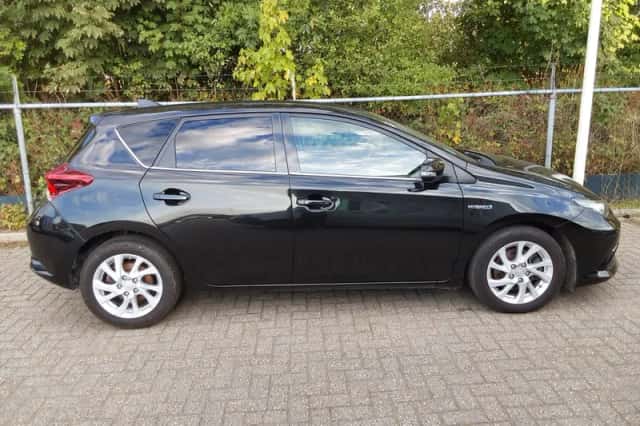 Toyota Auris (2018) thumbnail 4