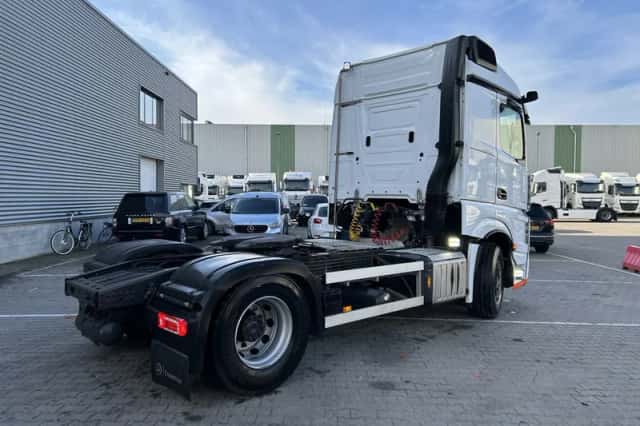 Mercedes-Benz Actros (2021) thumbnail 2