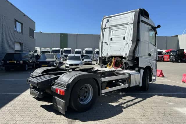 Mercedes-Benz Actros (2021) thumbnail 2