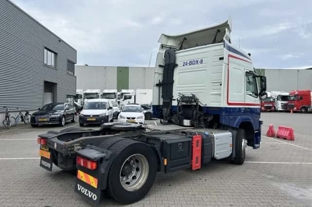 Volvo FM (2014) thumbnail 2
