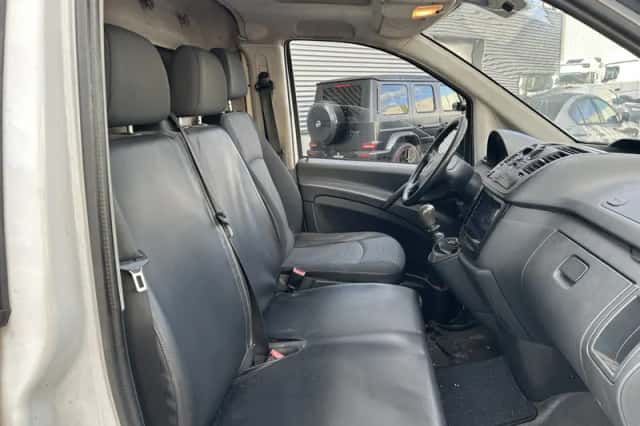 Mercedes-Benz Vito (2012) thumbnail 6