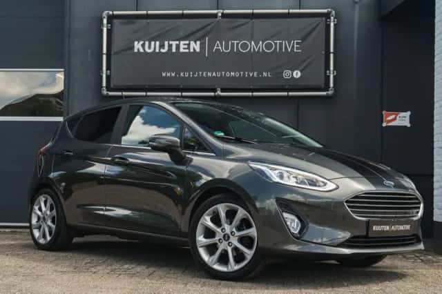 Ford Fiesta (2017) thumbnail 2