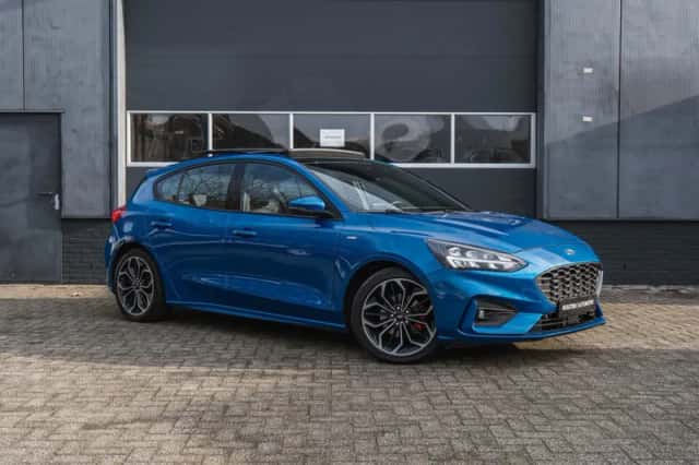 Ford Focus (2019) thumbnail 1