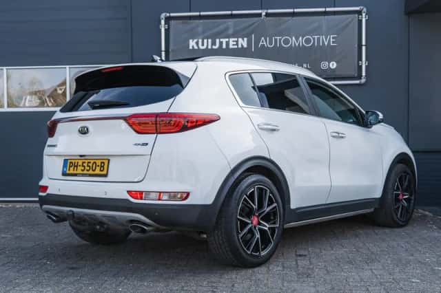 Kia Sportage (2017) thumbnail 5