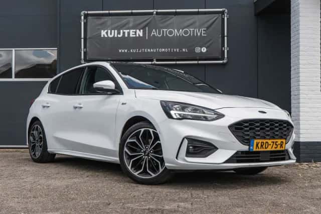 Ford Focus (2019) thumbnail 3