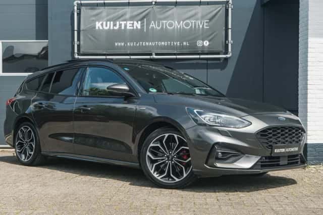 Ford Focus (2019) thumbnail 2