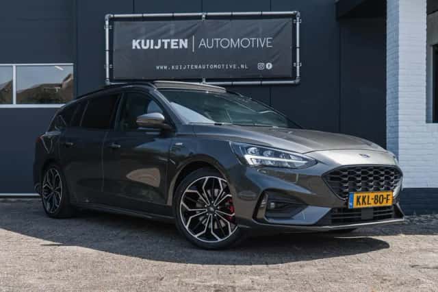 Ford Focus (2020) thumbnail 2