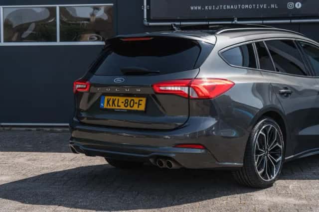 Ford Focus (2020) thumbnail 6