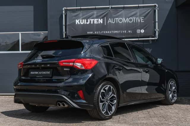 Ford Focus (2018) thumbnail 5