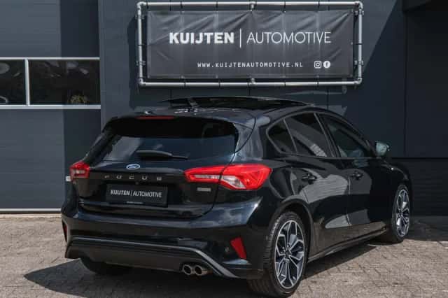 Ford Focus (2018) thumbnail 6