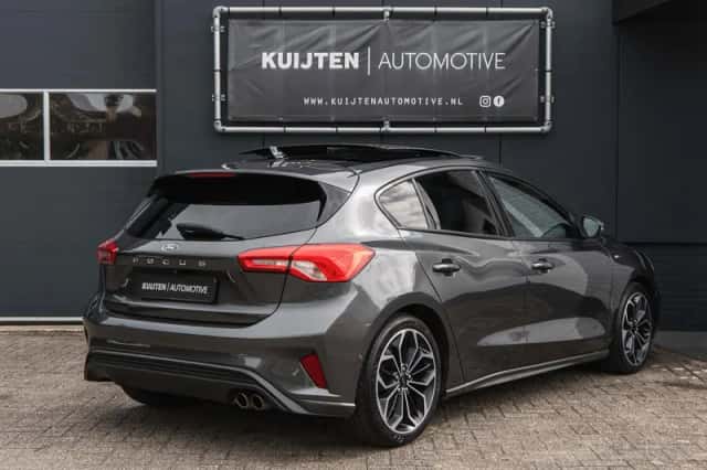 Ford Focus (2018) thumbnail 6