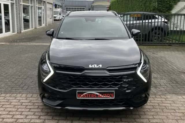 Kia Sportage (2023) thumbnail 2