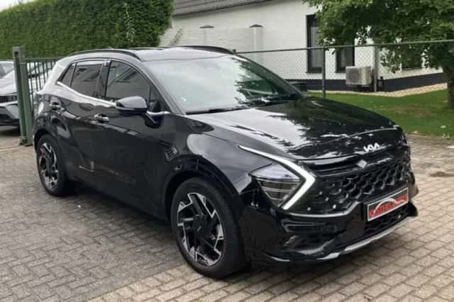 Kia Sportage (2023) thumbnail 3