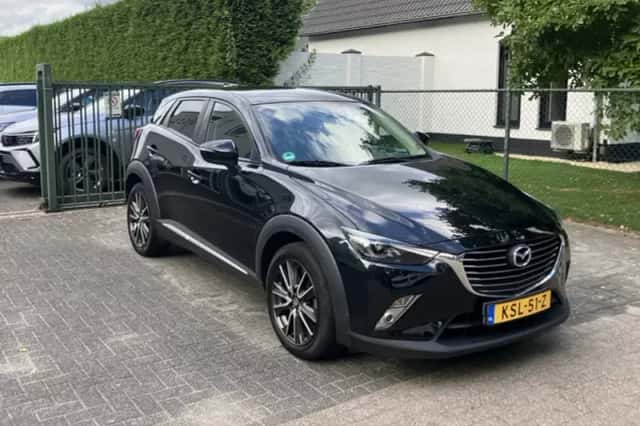 Mazda CX-3 (2016) thumbnail 3