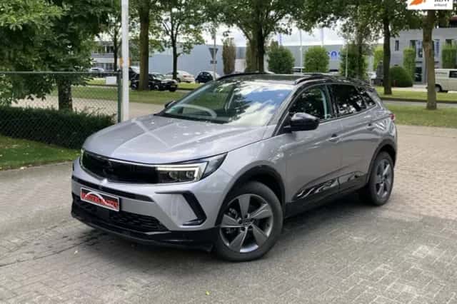Opel Grandland (2024) thumbnail 1