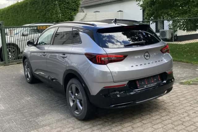 Opel Grandland (2024) thumbnail 6