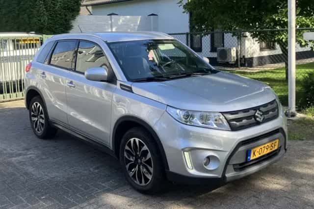 Suzuki Vitara (2018) thumbnail 3