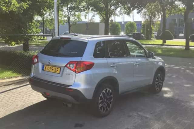 Suzuki Vitara (2018) thumbnail 6