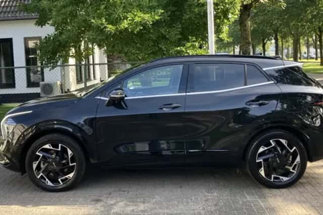 Kia Sportage (2023) thumbnail 4