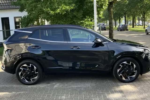 Kia Sportage (2023) thumbnail 5