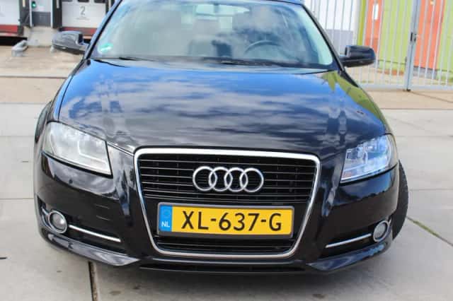 Audi A3 (2010) thumbnail 6