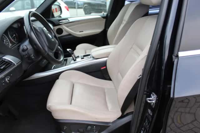 BMW X5 (2013) thumbnail 4