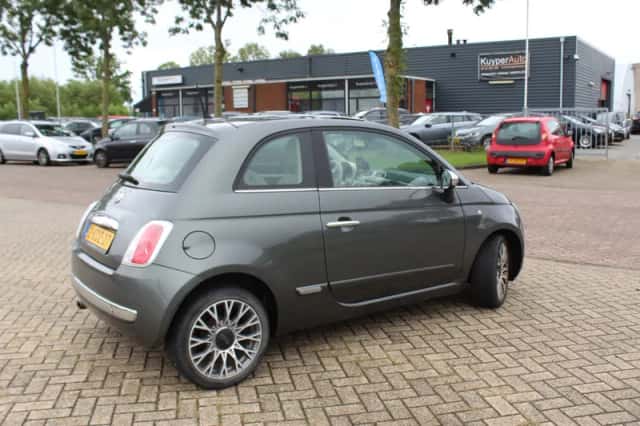 Fiat 500 (2013) thumbnail 2