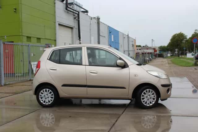 Hyundai i10 (2008) thumbnail 2