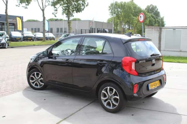 Kia Picanto (2019) thumbnail 2