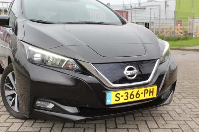 Nissan Leaf (2020) thumbnail 4