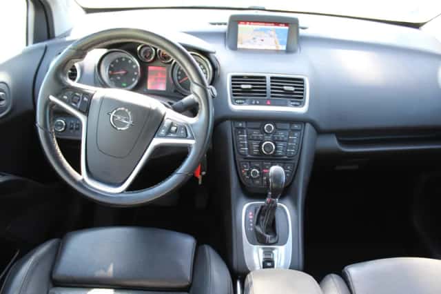 Opel Meriva (2015) thumbnail 3