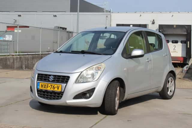 Suzuki SPLASH (2015) thumbnail 4
