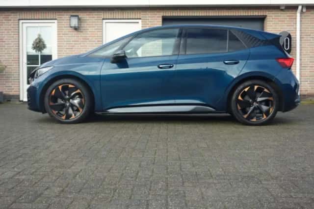 CUPRA Born (2021) thumbnail 4