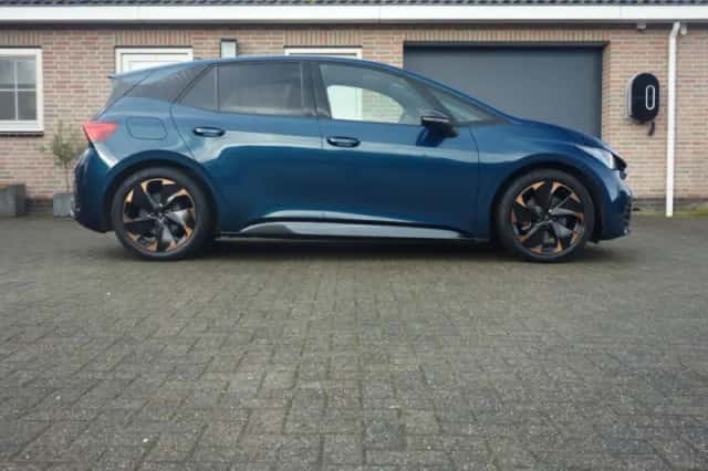 CUPRA Born (2021) thumbnail 5