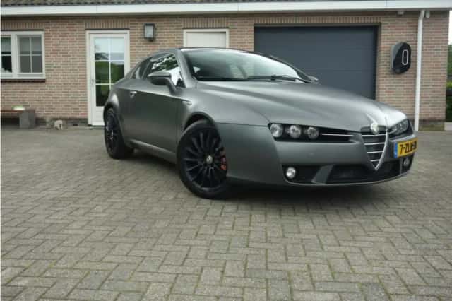 Alfa Romeo Brera (2010) thumbnail 3