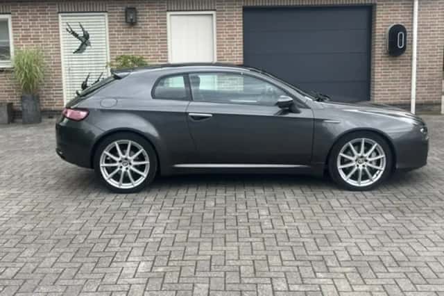Alfa Romeo Brera (2009) thumbnail 2