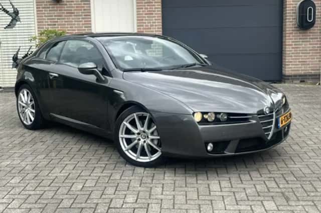 Alfa Romeo Brera (2009) thumbnail 3