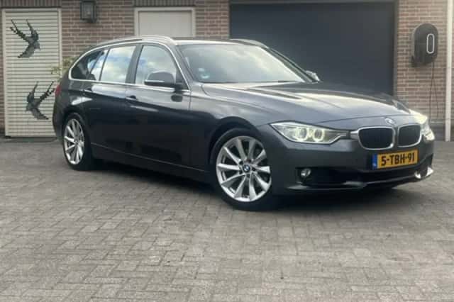 BMW 3-Serie (2014) thumbnail 2