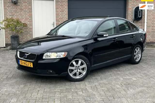 Volvo S40 (2008) thumbnail 1