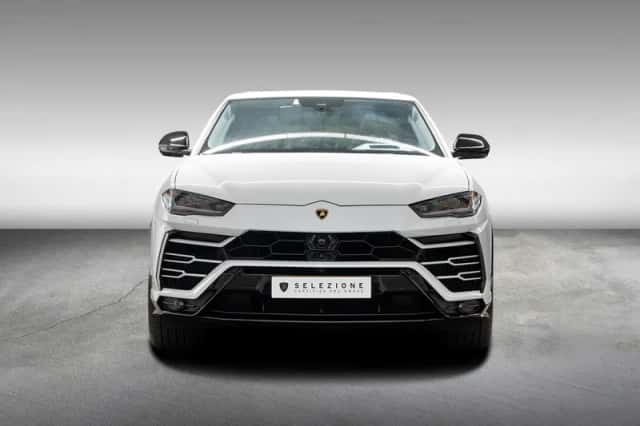 Lamborghini Urus (2023) thumbnail 5