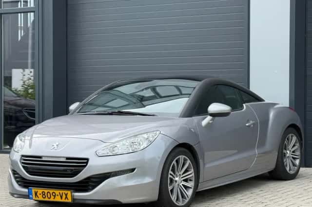 Peugeot RCZ (2015) thumbnail 2