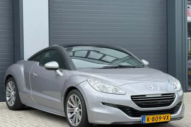 Peugeot RCZ (2015) thumbnail 6