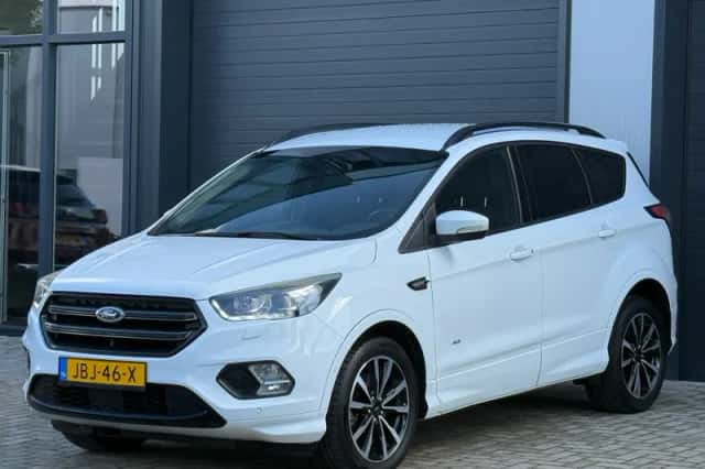 Ford Kuga (2018) thumbnail 6