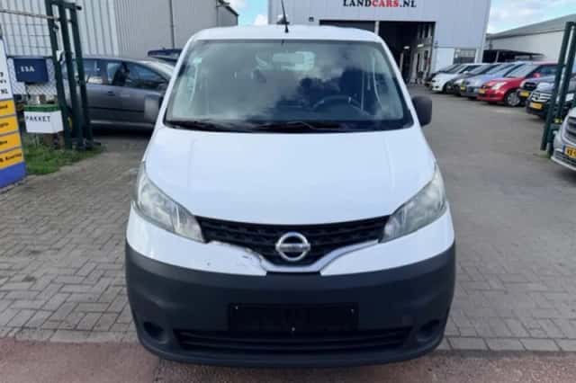 Nissan NV200 (2013) thumbnail 2