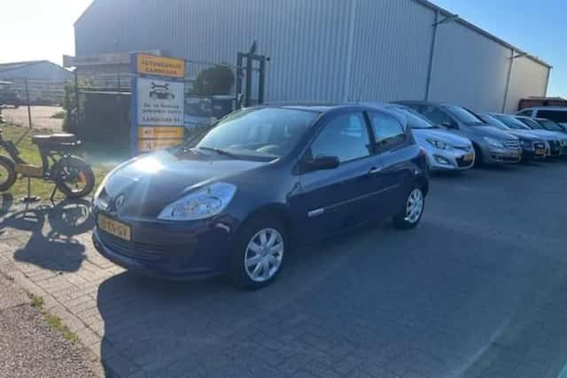 Renault Clio (2007) thumbnail 1