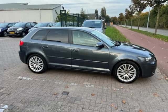 Audi A3 (2005) thumbnail 4