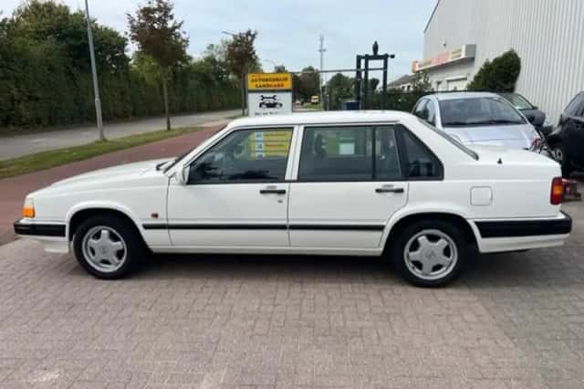 Volvo 940 (1990) thumbnail 2
